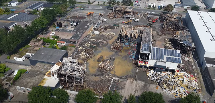 Brand Koelcelfabriek Oss na de brand mei 2024 LR