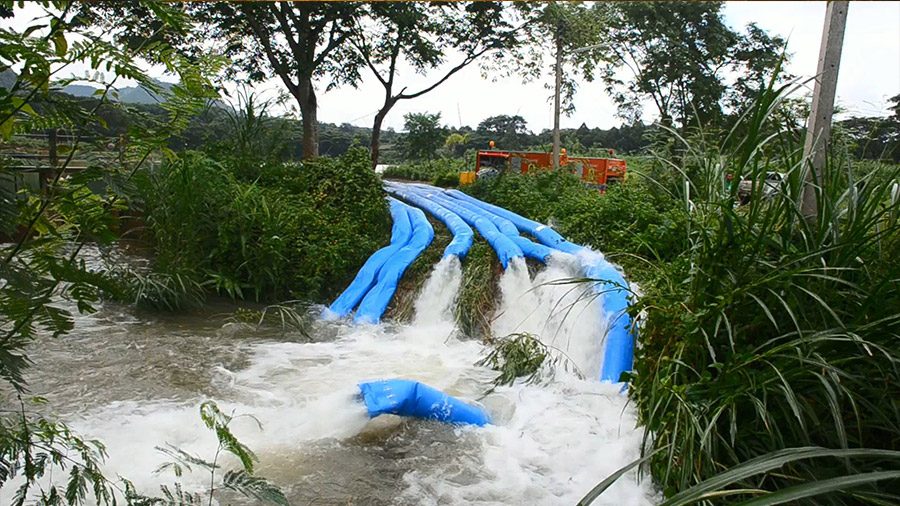 Cave incident Thailand snapshot 00.08 2018.06.27 14.36