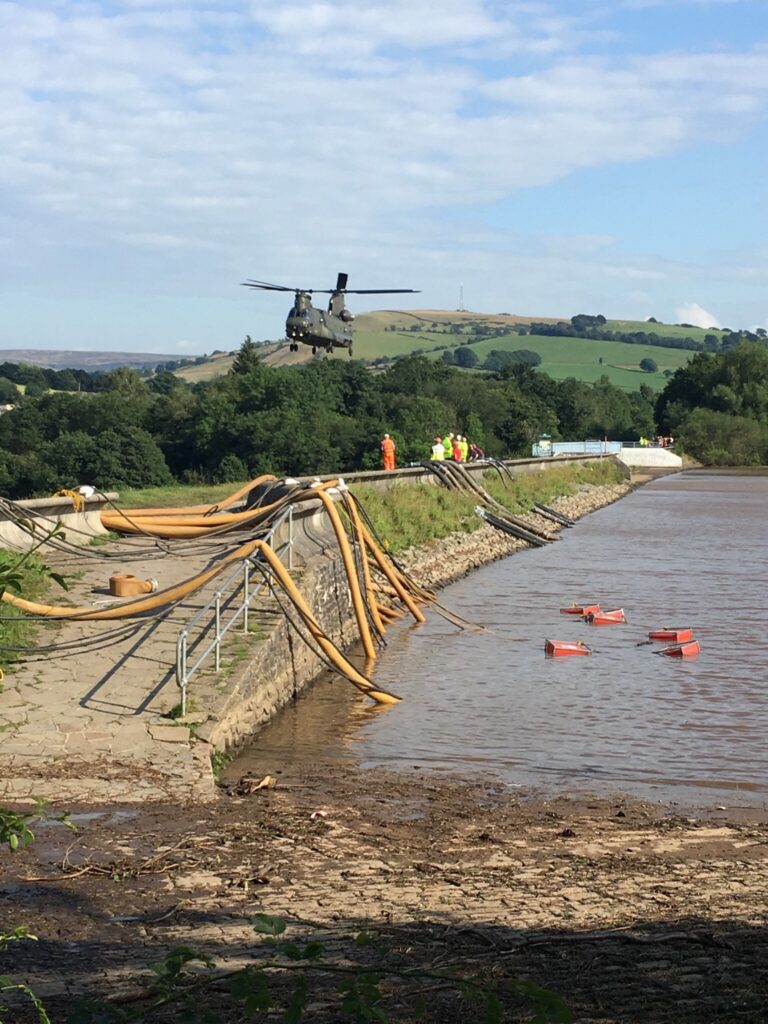 Whaley Bridge Pumps in reservoir EBIy 3wWsAI448z